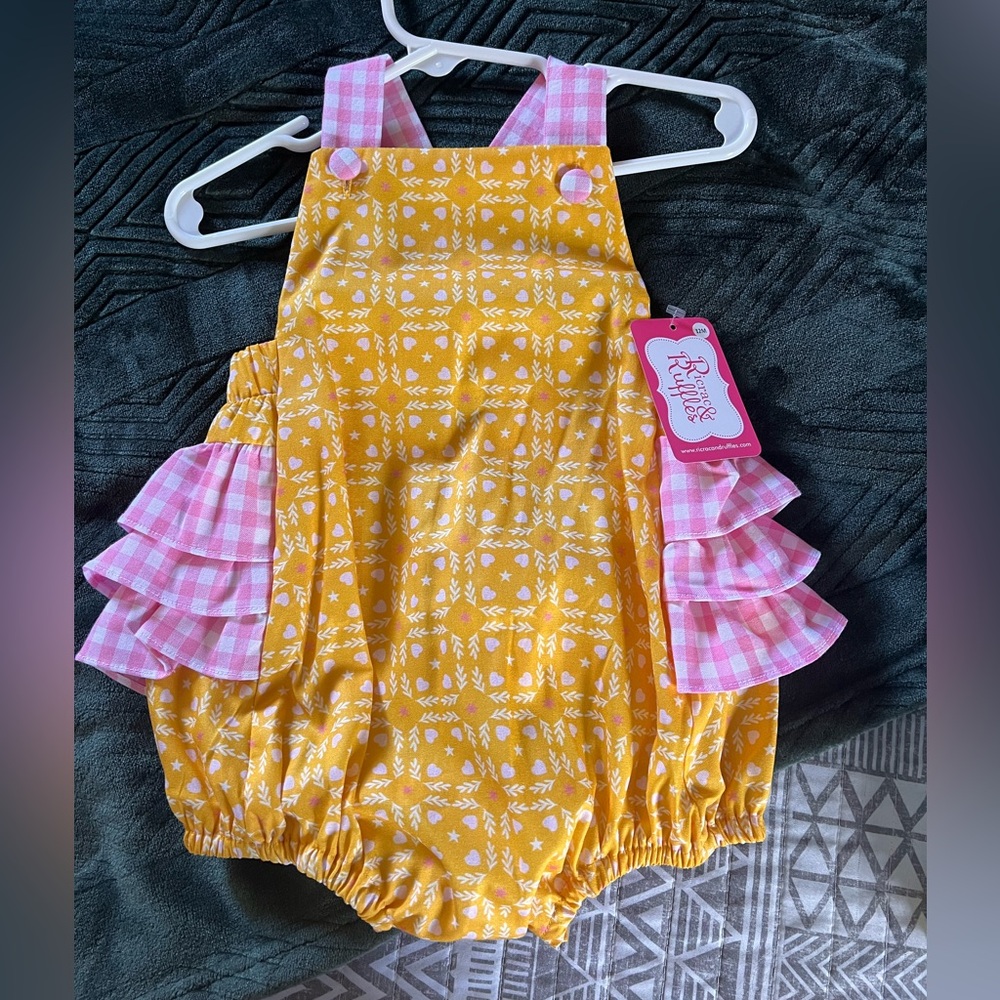 RicRac and Ruffles Bubble